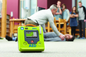 Defibrillator mieten: Der ZOLL AED 3 hat viele Vorteile